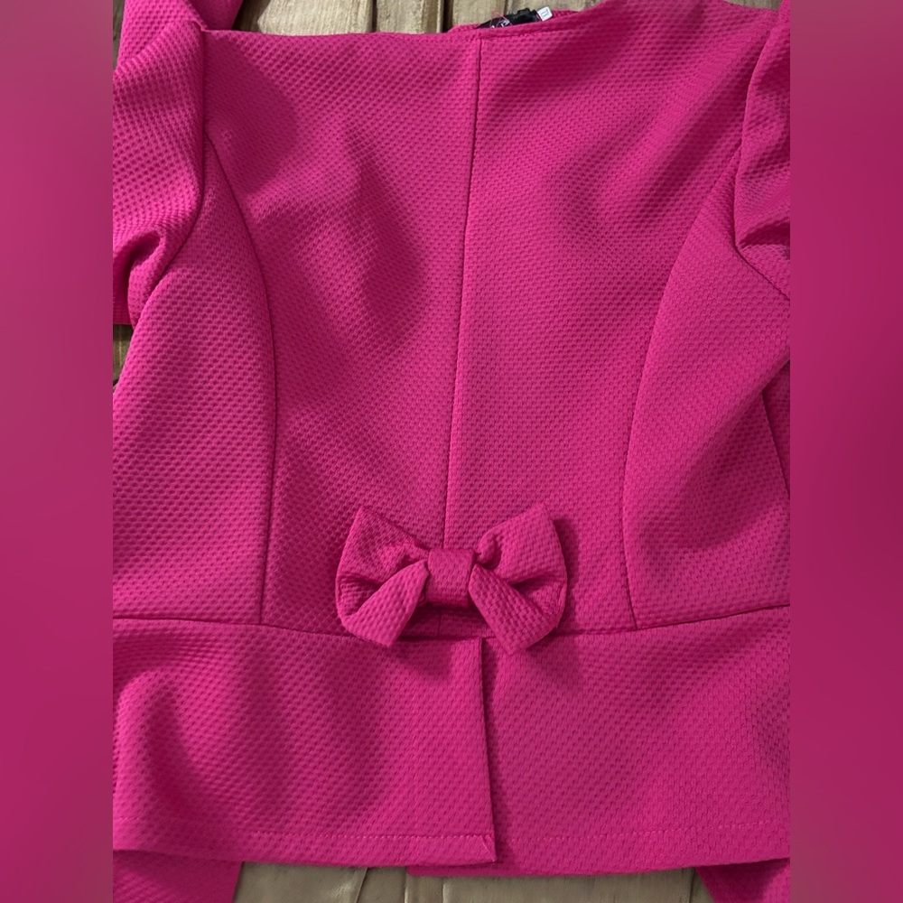 Pink Textured Button-Up Top - Picture 6 of 6